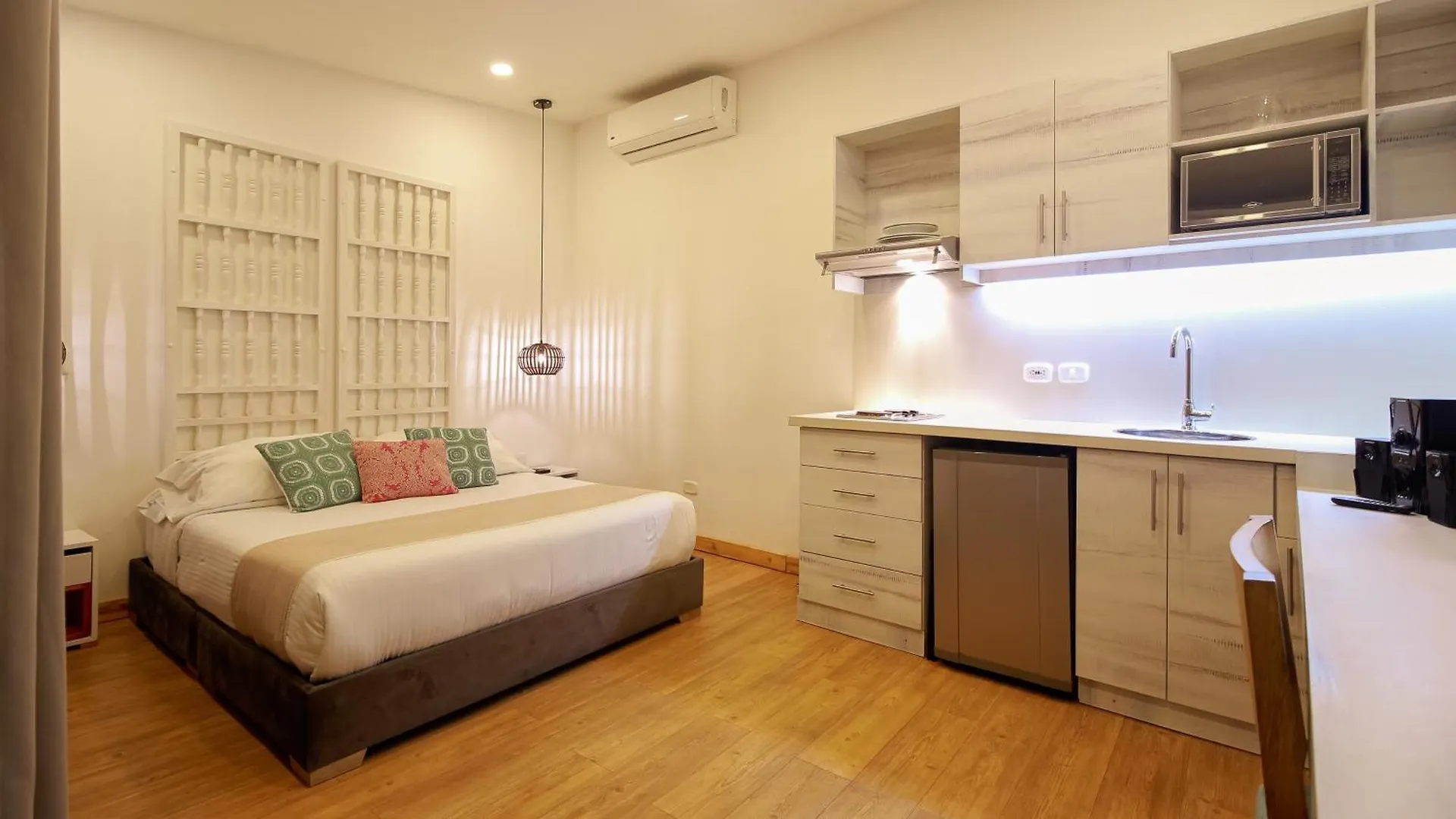 Cartagena Suites De Manga